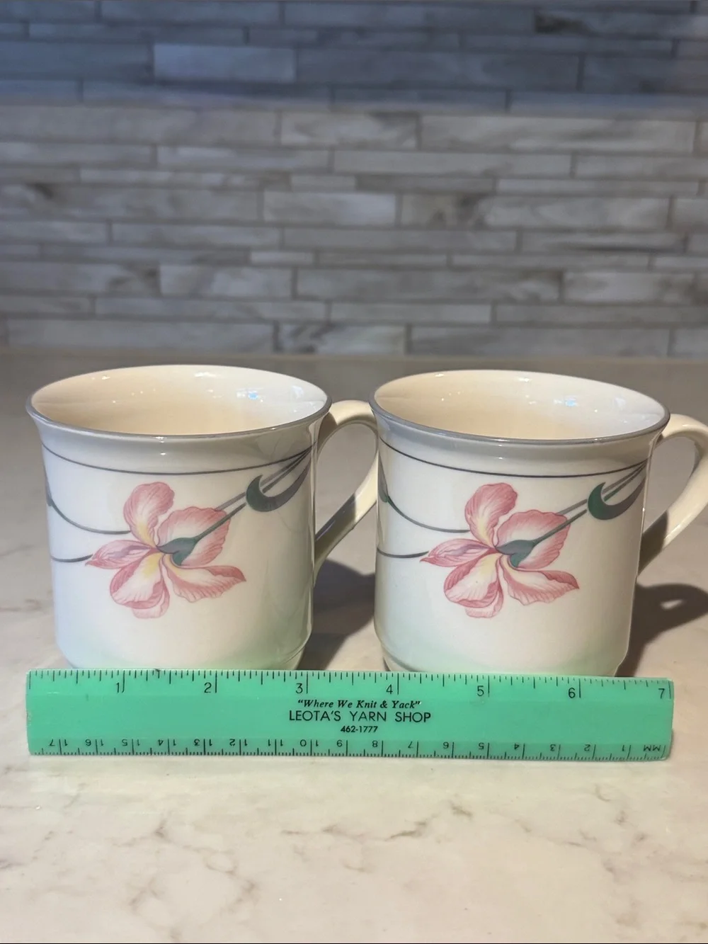Lenox chinastone iris
